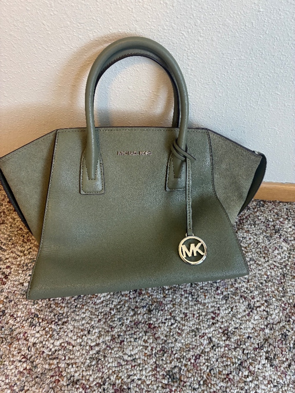Michael Kors purse